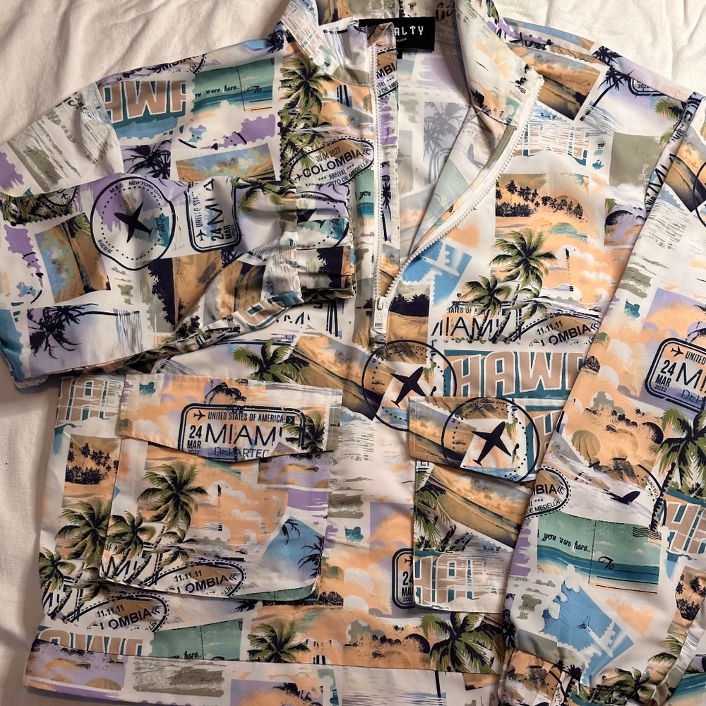 Light windbreaker jackets